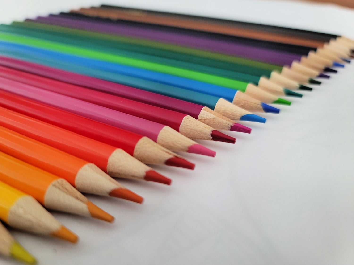 ArtCreativity Multi Colored Pencils - 24 Pack - Pre-Sharpened Coloring  Pencil Se